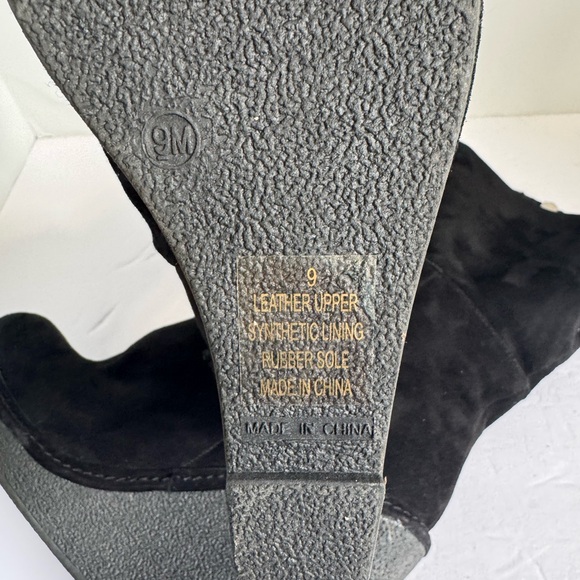 Lovely People black nubuck boots on a comfortable wedge. Size 9 - Picture 13 of 13